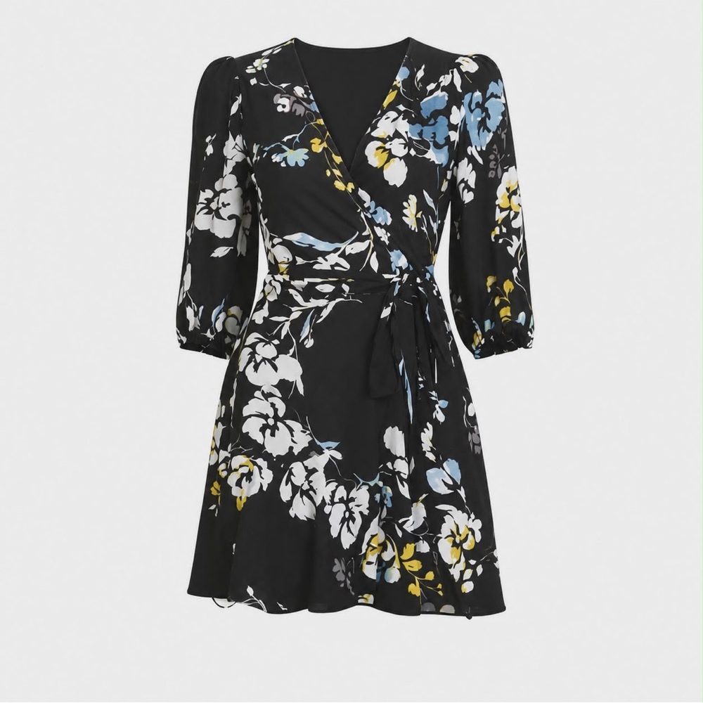 NWT Size MED. ✨ Yumi Kim “Love Wins” Wrap Dress in Love Triangle Black ✨ - Picture 6 of 11